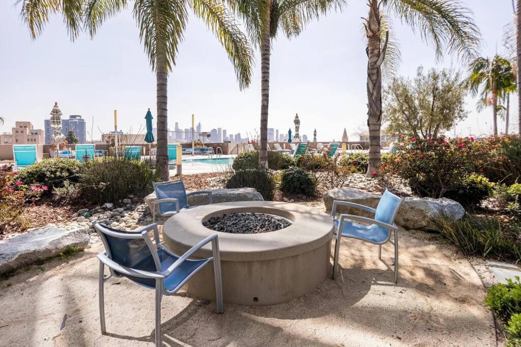 Lovely Upscale High Rise Private Parking & Pool Apartment Los Angeles Ngoại thất bức ảnh